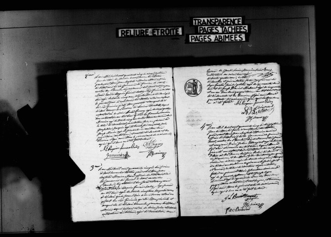 Naissances, mariages, décès, publications de mariage.