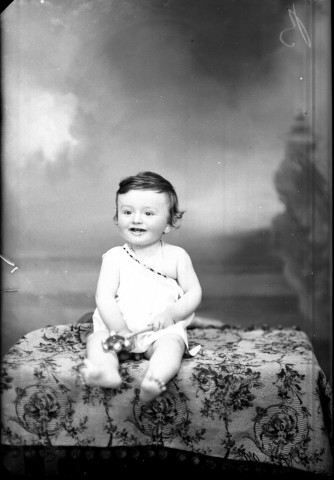 Enfant Vuillermet. Mièges