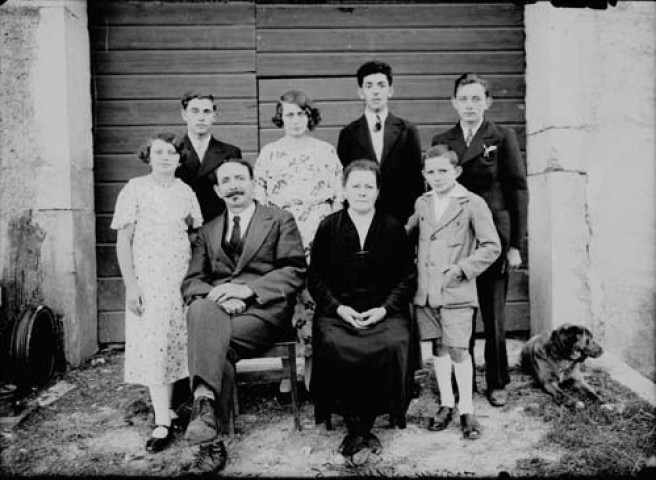 Famille Francis Serrette. Sillet