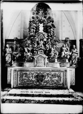 Retable. Intérieur de l'église de Fraroz