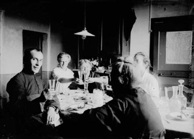 Repas avec Monsieur le Curé