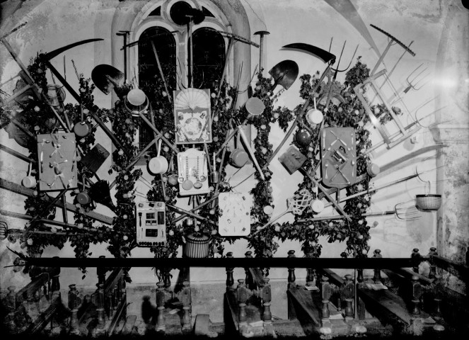 Eglise décorée. Vue d'intérieur. Gillois. 1936