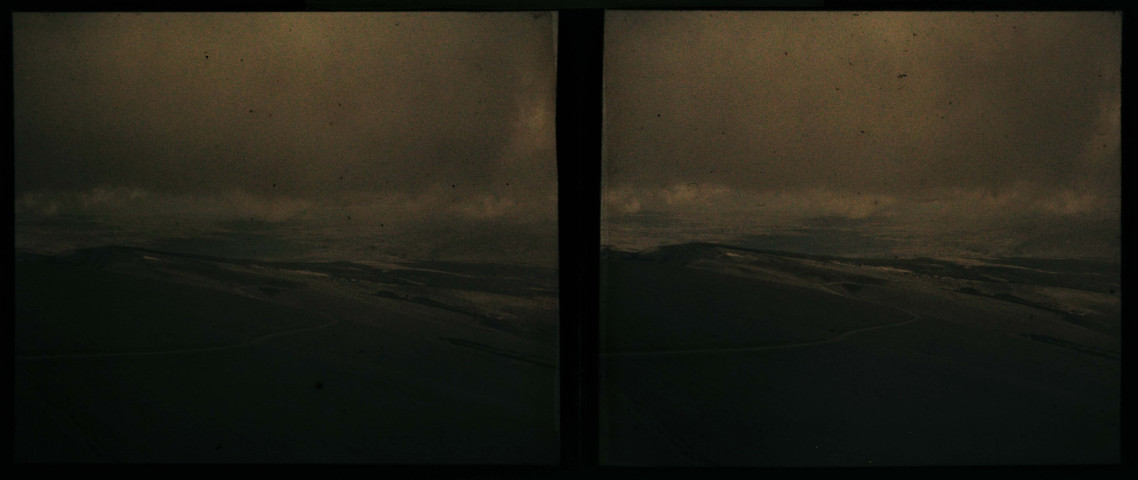 Sommet du mont Ventoux, vue sur Sault.