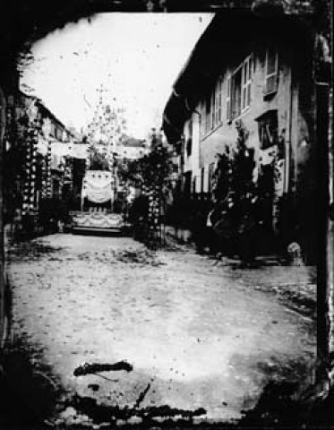 Autel décoré dans une rue de Nozeroy