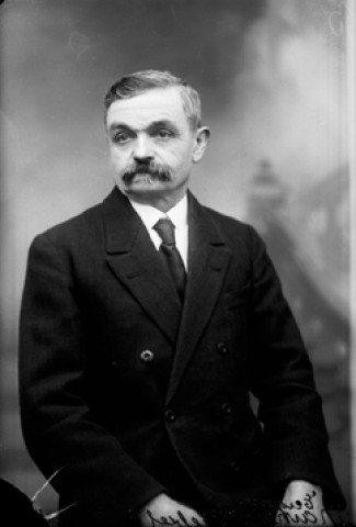 Identités. Eugène Mainet. Trébief