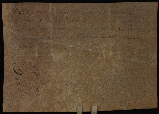 Nicolas de Bussy, cellérier de Saint-Oyend, qui tient le château de La Tour-du-Meix et ses dépendances sa vie durant, promet de ne pas y nommer un chatelain sans l'accord de l'abbé et du couvent.