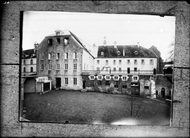 Séminaire, vue extérieure