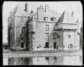 Reproduction d'une vue du château d'Avrilly, à Trévol.