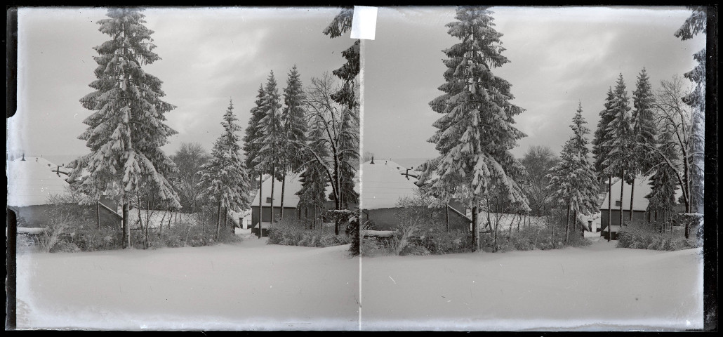 Paysage de neige, maisons au bas du Parc Nazareth de Vers-en-Montagne.