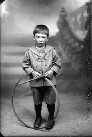 Enfant Marius Marpeau. Cuvier