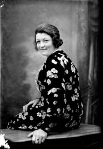 Mademoiselle Besson. Esserval