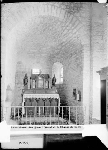 Autel et la chasse du Saint de l'église de Saint-Hymetière