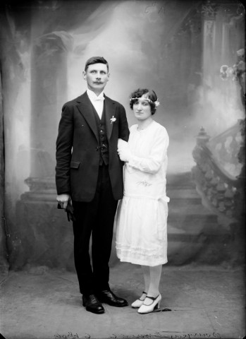 Mariés Bourgeois. Esserval