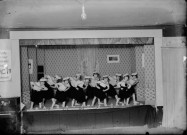 Ecole libre. Enfants déguisés en marins. Nozeroy