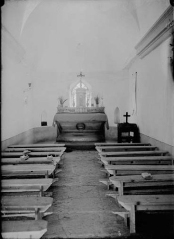 Colonie l'Espérance Lédonnienne à Clairvaux. Intérieur d'une chapelle