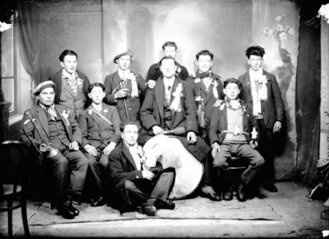 Conscrits. Onglières