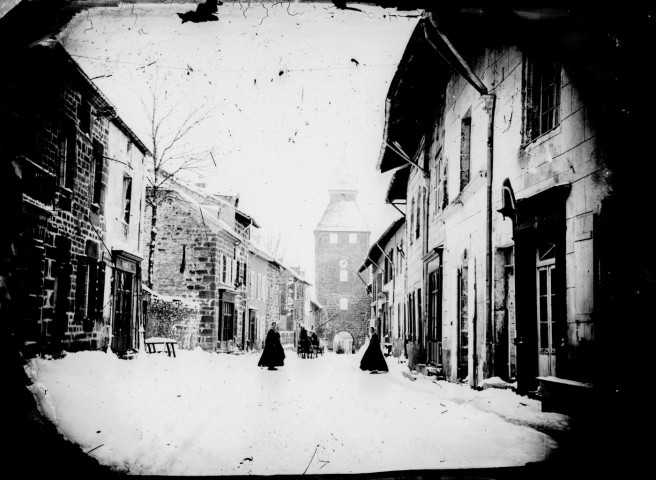 Une rue sous la neige. Nozeroy