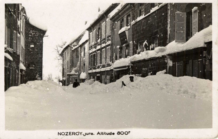 Nozeroy (Jura). Le village sous la neige, altitude 800m.