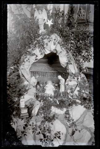 Crèche dans une église.