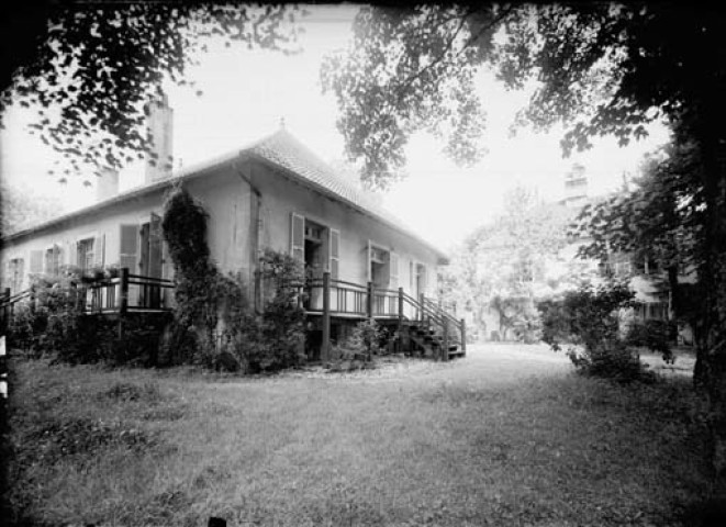 Port-Lesney. Une maison