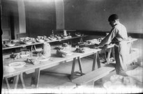 Une colonie, la cantine