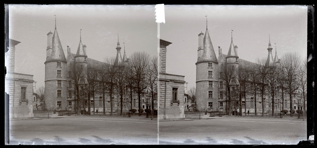 Palais ducal de Nevers.