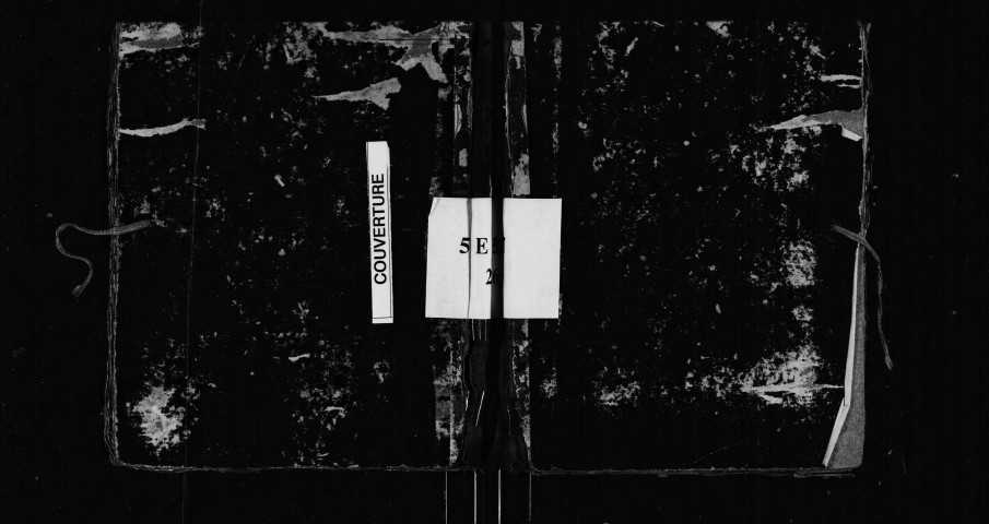 Série communale : baptêmes, mariages et sépultures. 7 janvier 1779-29 décembre 1783.