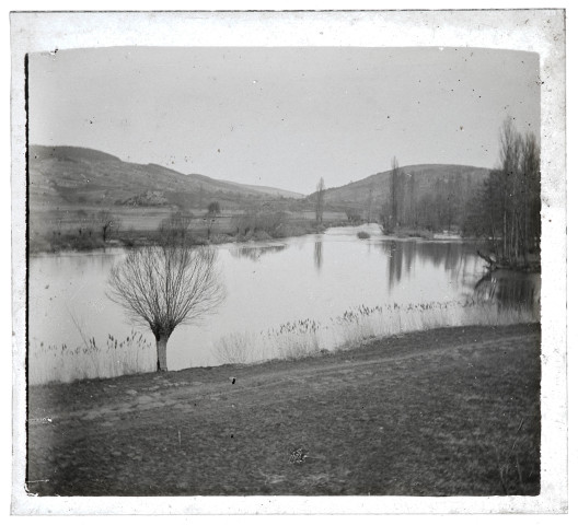 La Loue vue depuis le Tartot à Port-Lesney.