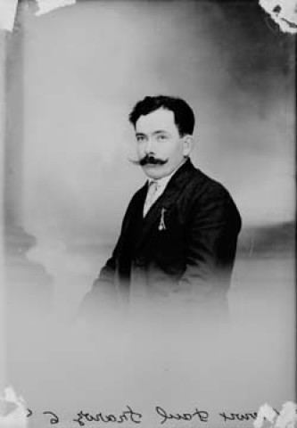 Paul Lacroix. Fraroz