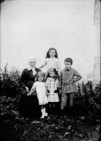 Famille Barbeau. La Perrena