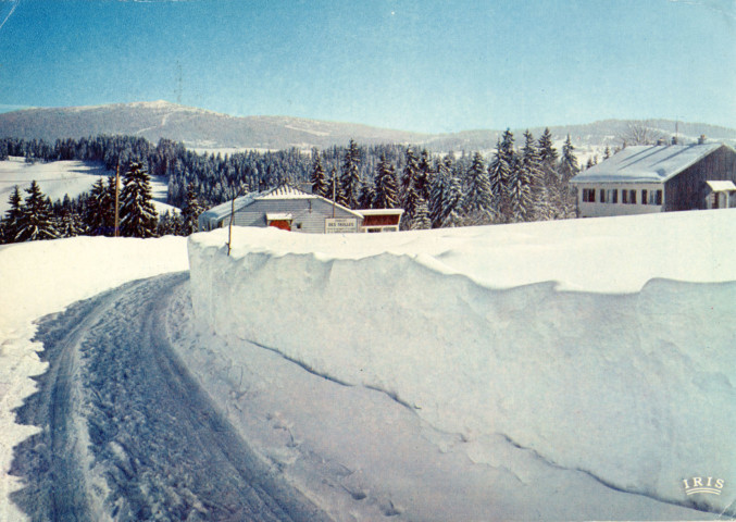 Prémanon (Jura). 114. Le village en hiver. b.p. 15, 87350 Panazol, Cap-Théojac.