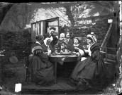 Femmes jouant aux cartes