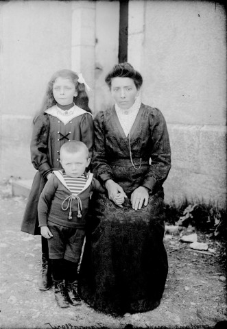 Famille Constant Michaud. Mignovillard