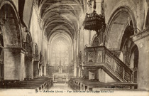 Arbois (Jura). 14. Une vue intérieure de l'église Saint Just. Paris.
