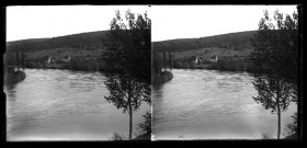 La Loue près de Port-Lesney et les fermes Bellefontaine.