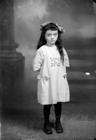 Enfant Pidoux. Mièges