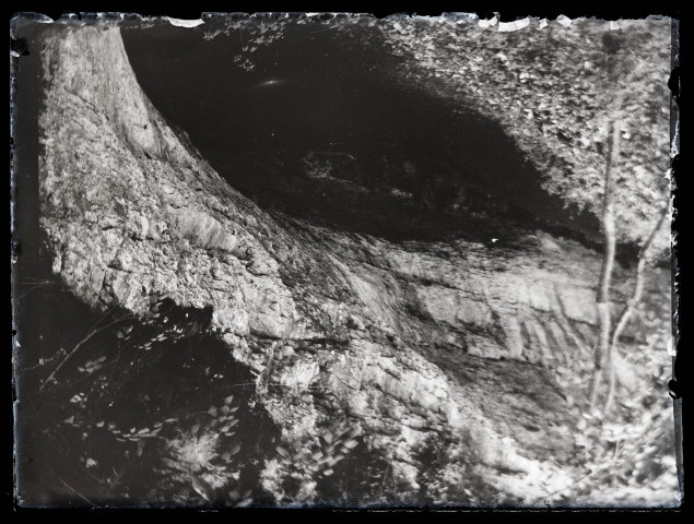 Entrée de grotte.