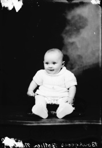 Enfant Bourgeois Bollier. Nozeroy