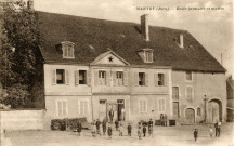 Mantry (Jura). L'école primaire et la mairie. Dole, Karrer.
