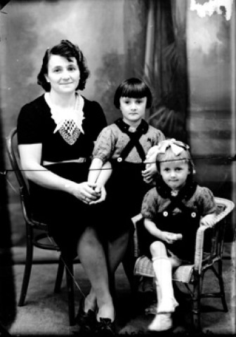 Famille Rousset. Arsure