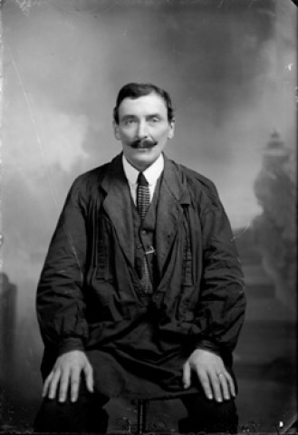 Monsieur Fumey. Conte