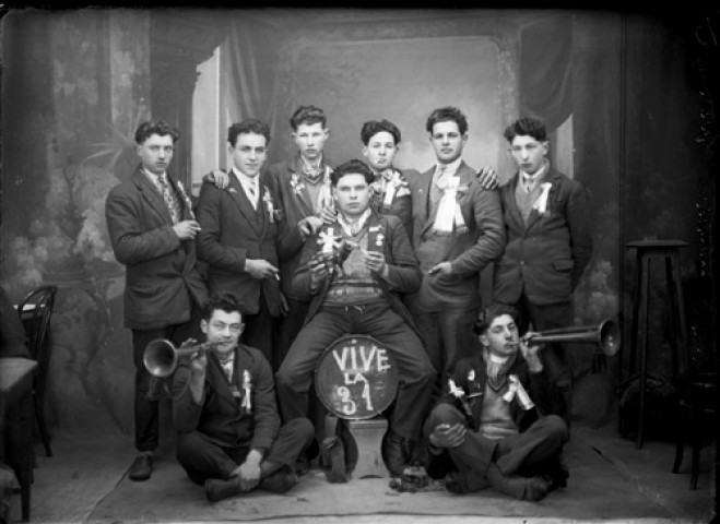 Conscrits. Onglières