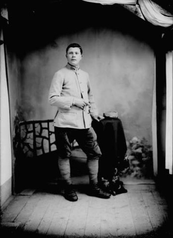 Fils de Léon Fumez. Conte