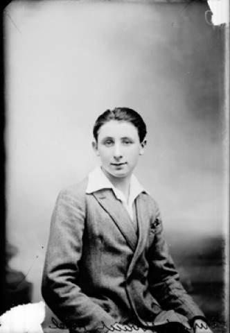 Aristide Nivaut. Hôtel