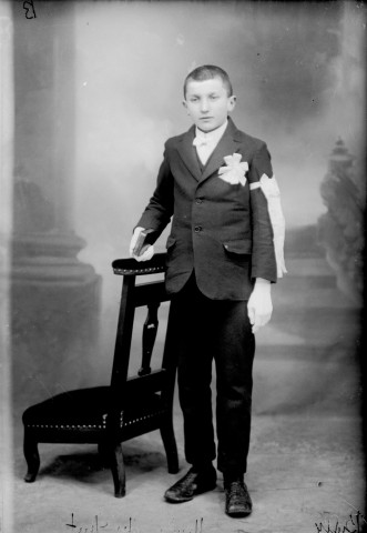 Communiant Bully. Moulin-du-Pont