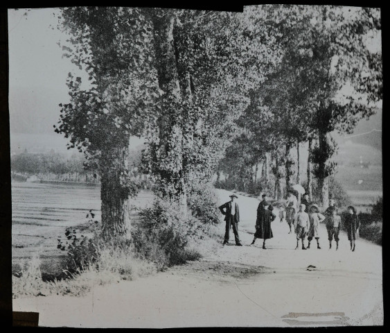 Reproduction d'une vue intitulée "Route de la Seigne".