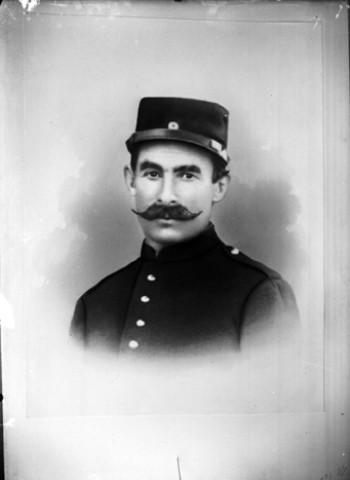 Reproduction. Militaire Roussillon. Aux Grangettes