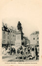 Lons-le-Saunier (Jura). La statue du Général Lecourbe. R. Chapuis.