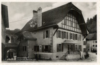 Suisse. RomainMôtier, la maison du Lieutenant Baillival 1685. Lausane, Jeanmonod.