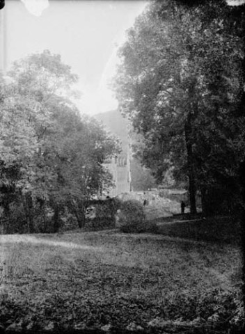 Bâtiment. Vaux-sur-Poligny
